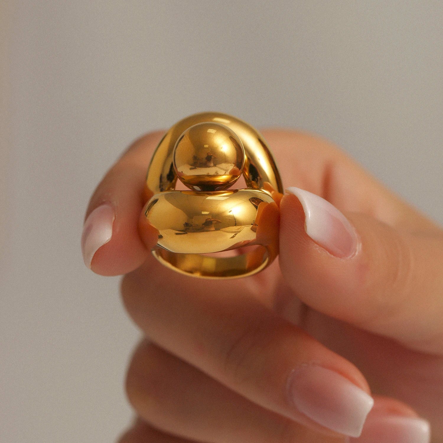 Sovict Hollow Gold Sphere Ring