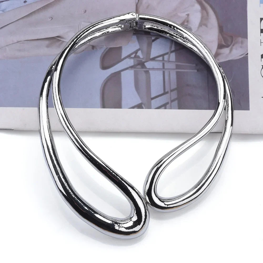 Sovict Golden Open Choker