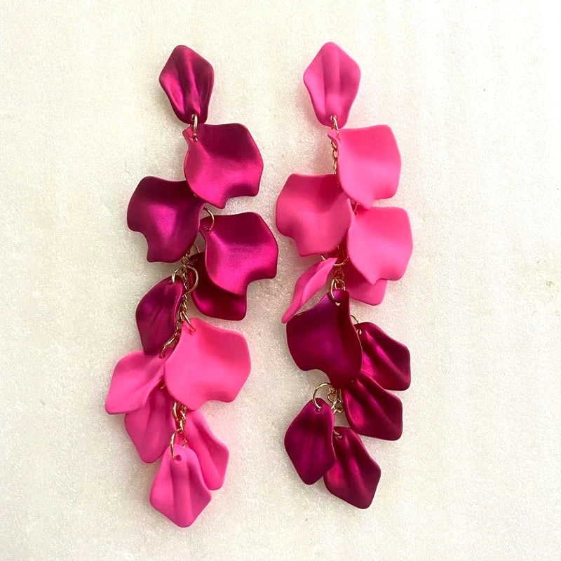 Sovict Acrylic Flower Tassel Earrings