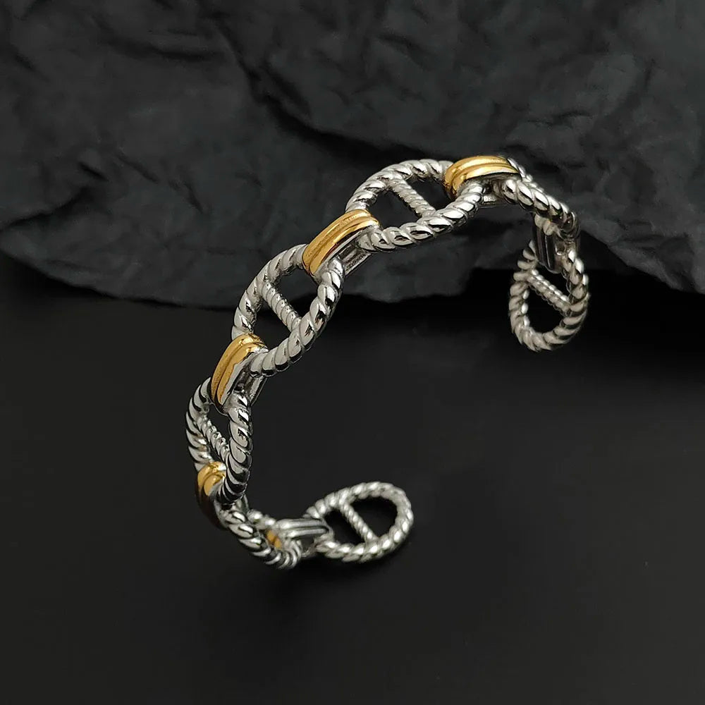 Sovict Molded Gold Cuff