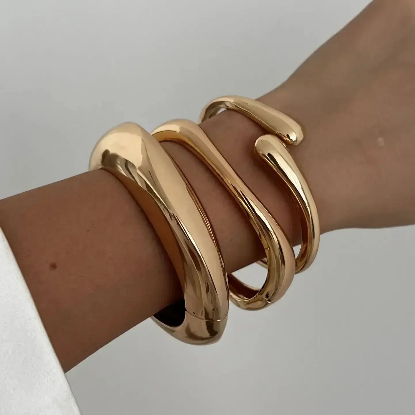 Sovict Metal Cuff Bangle