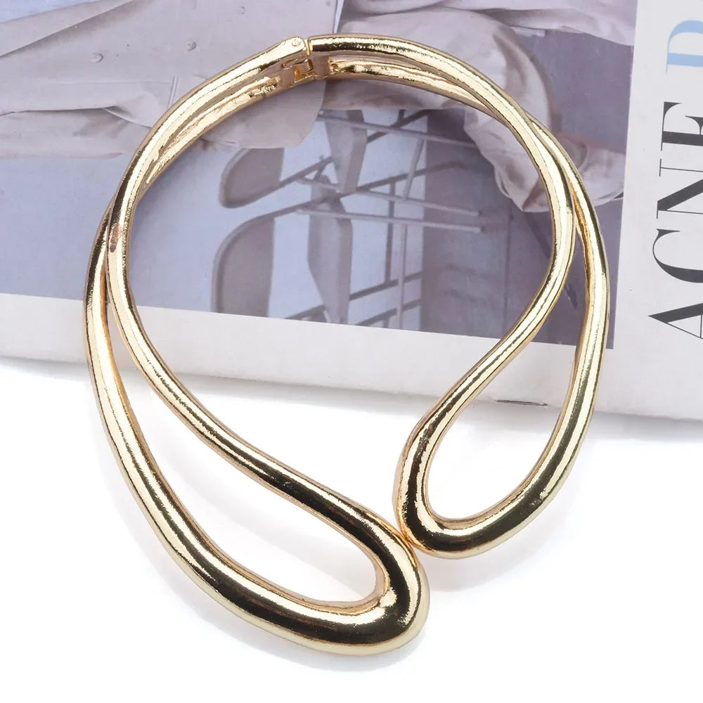 Sovict Golden Open Choker