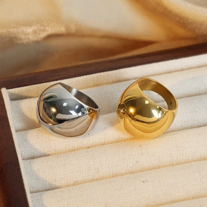 Sovict Oval Chunky Ring