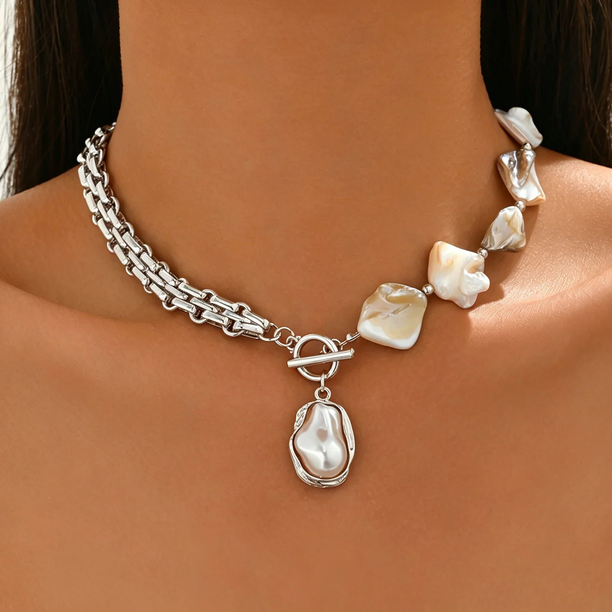 Sovict Baroque Pearl Link Choker