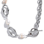 Sovict Pearl Link Toggle Bracelet