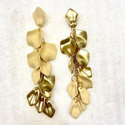 Sovict Acrylic Flower Tassel Earrings