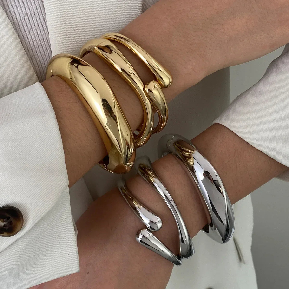 Sovict Metal Cuff Bangle