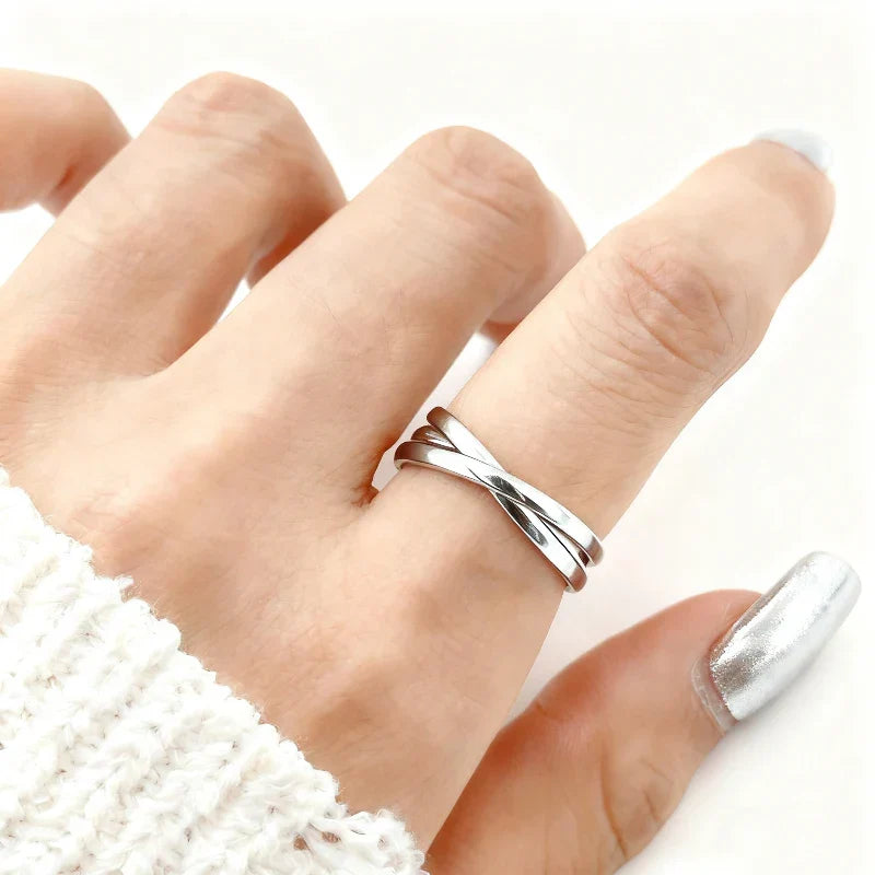 Sovict Triple Interlock Ring