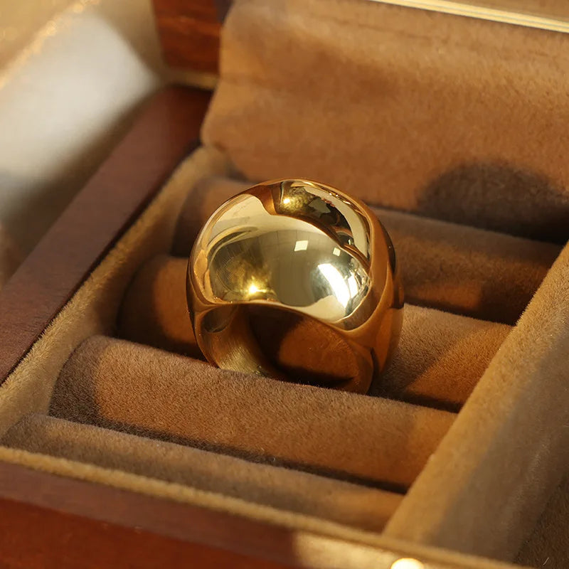 Sovict Oval Chunky Ring