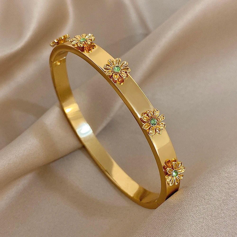 Sovict Flower Rhinestone Cuff