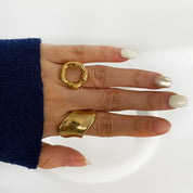 Sovict Sculpted Minimal Ring