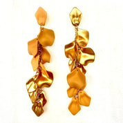 Sovict Acrylic Flower Tassel Earrings