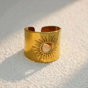 Sovict Hollow Sun Band Ring
