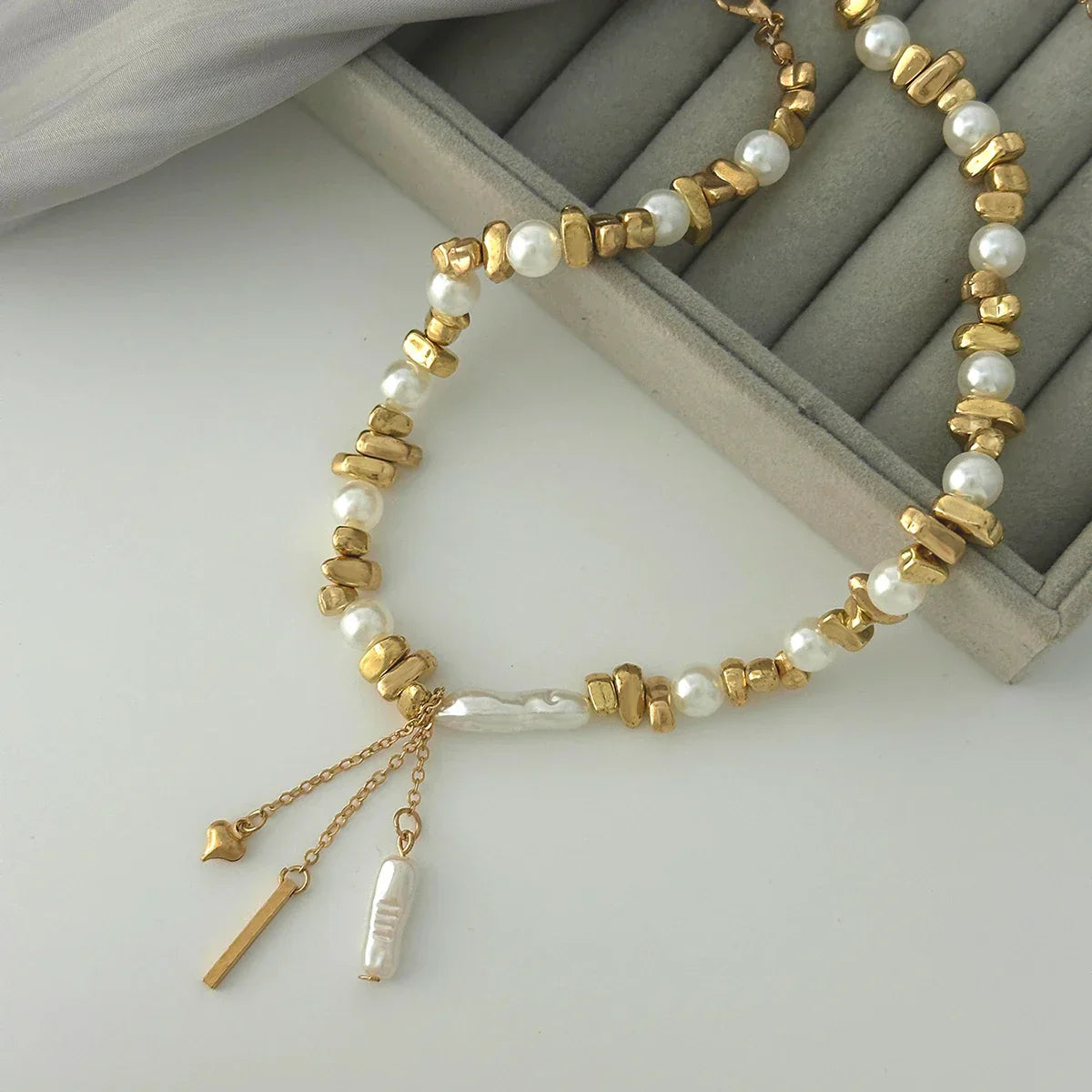 Sovict Pearl Heart Choker