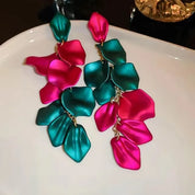 Sovict Acrylic Flower Tassel Earrings