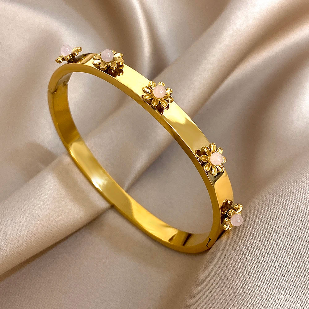 Sovict Flower Rhinestone Cuff