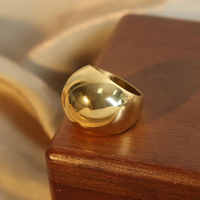 Sovict Oval Chunky Ring