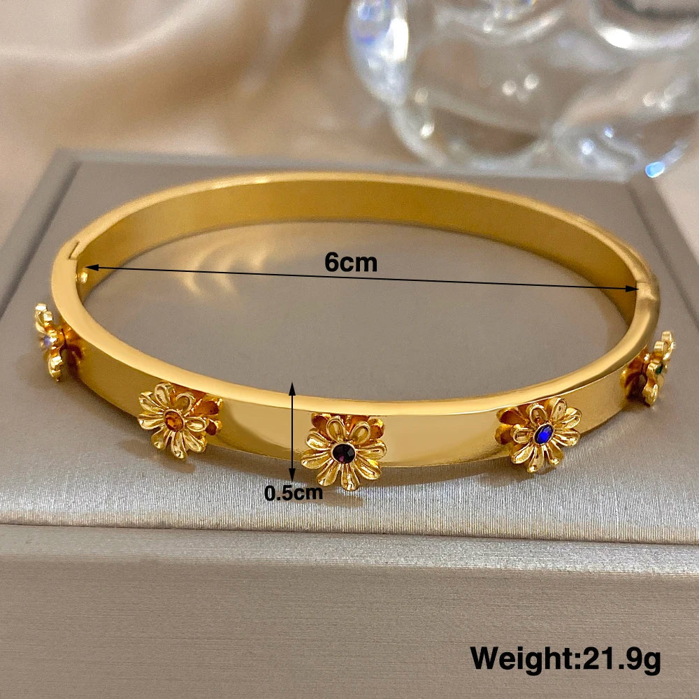 Sovict Flower Rhinestone Cuff