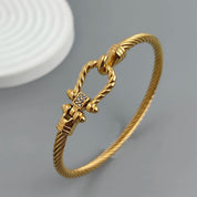 Sovict Horseshoe Wire Bracelet